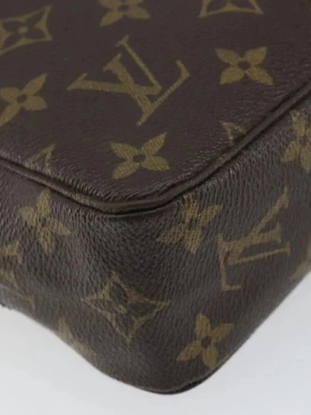 LOUIS VUITTON Monogram Trousse Toilette 23 Clutch Bag M47524 LV Auth 163148
